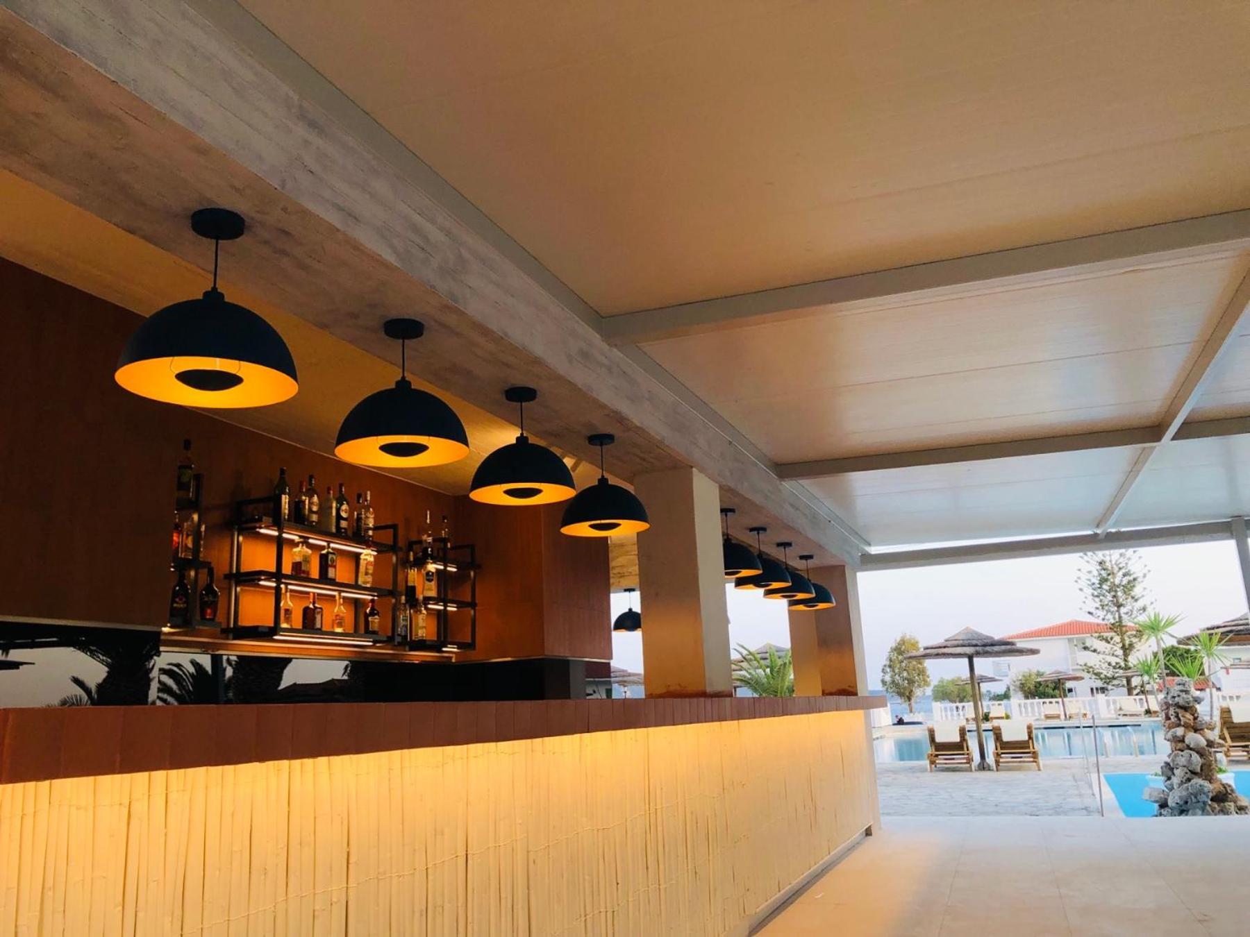 Sirenes Beach Resort Samos Town Exterior foto
